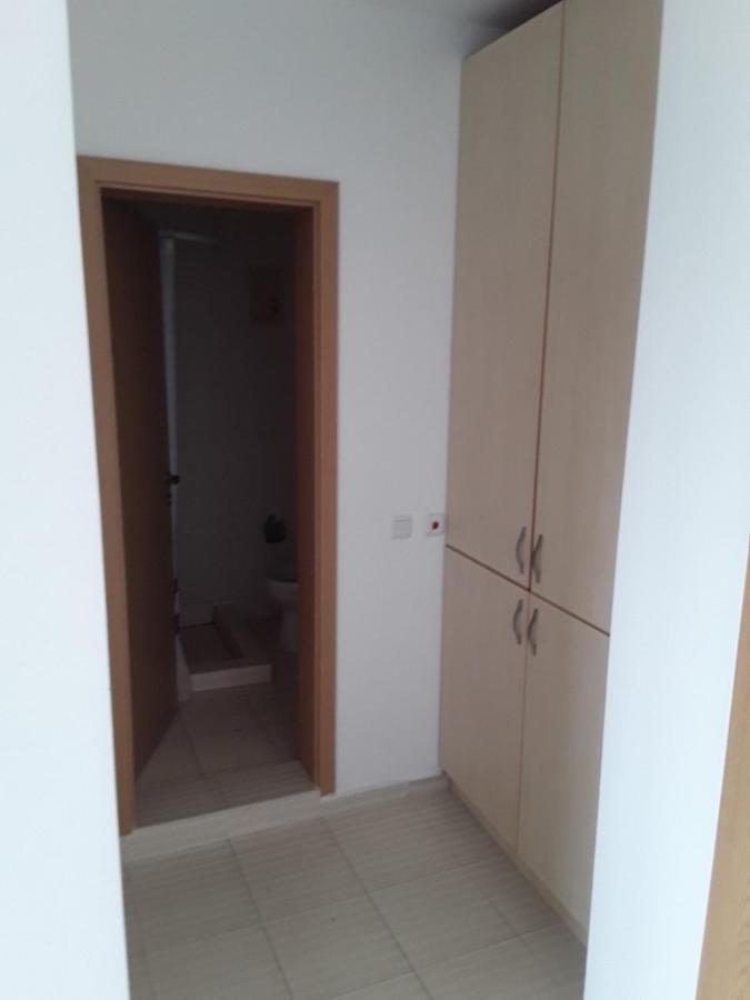 Apartment Comfort Pantai Sunny Bagian luar foto